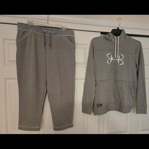 Under Armour Fish Sweatshirt and Crop Jogger Set Size L